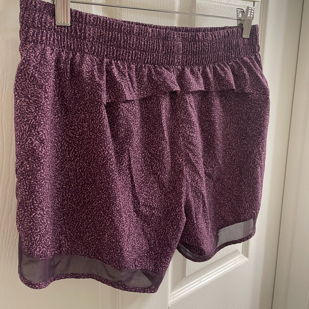 💜ATHLETA Women's Dark Purple Athletic Shorts, Medium EUC - Picture 3 of 14